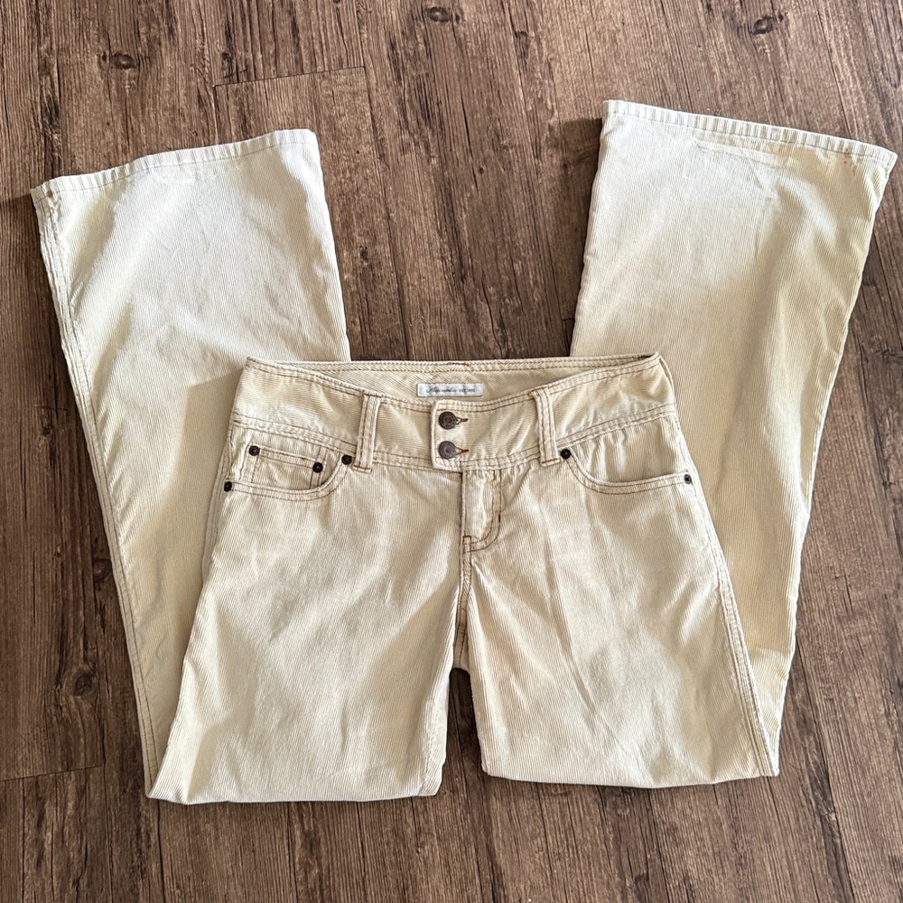 Abercrombie & Fitch Y2K Vintage Ivory Corduroy Flare Leg Pants
